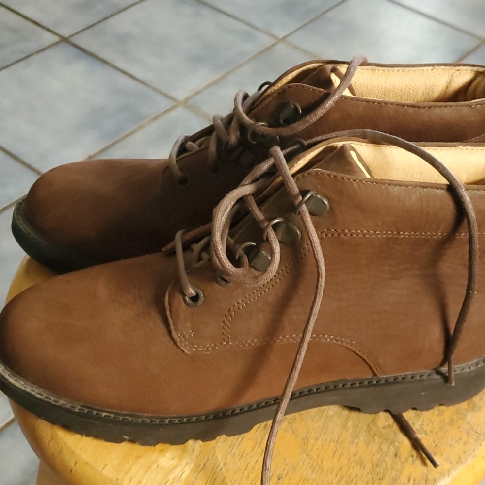 Boys Rockport boots